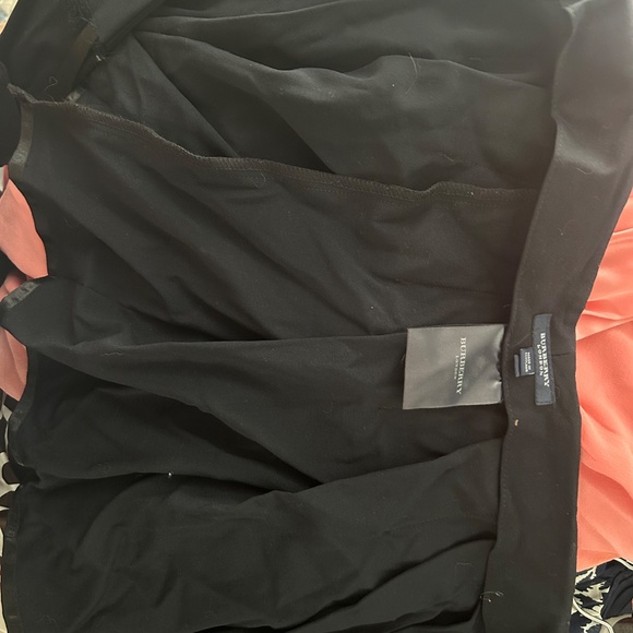 Burberry women’s kilt skirt - Picture 3 of 9